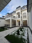 Hashamatli hovli sotiladi