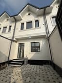 Yangi qurilgan xovli sotiladi